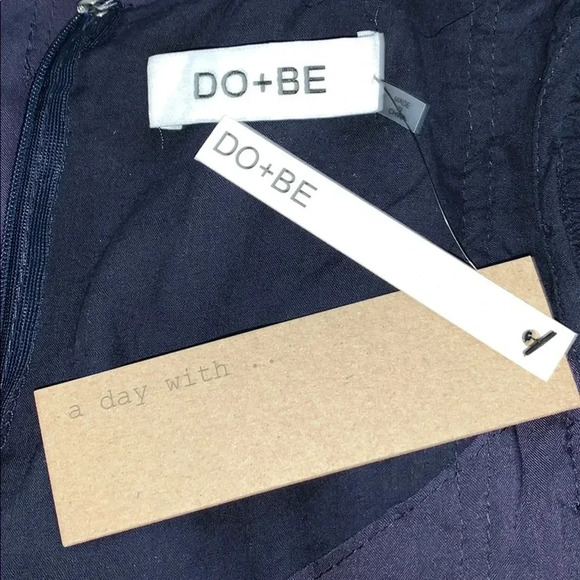 DO+BE Navy Ruffle Dress size M - Picture 11 of 16